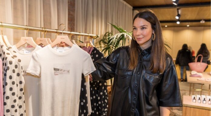 Világhírű: A budapesti származású Sándor Szandra története