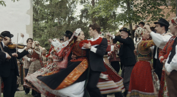 Esküvők a XIX. századi Budapesten: a hagyományoktól a városi divatig