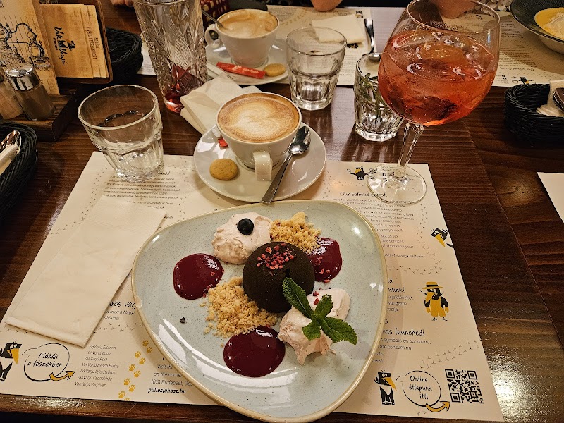 VakVarjú Restaurant