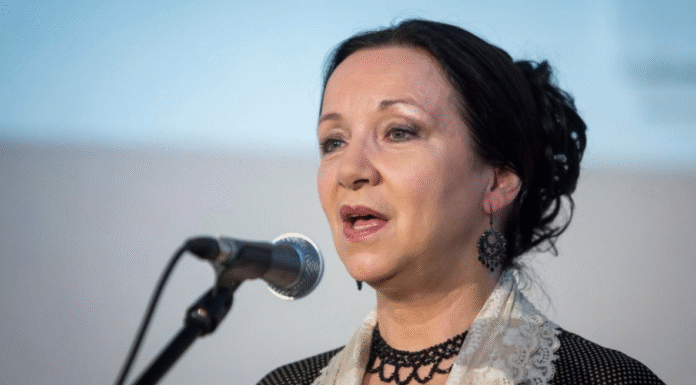 Sebestyén Márta — az énekesnő, aki világművészetté emelte a népdalokat
