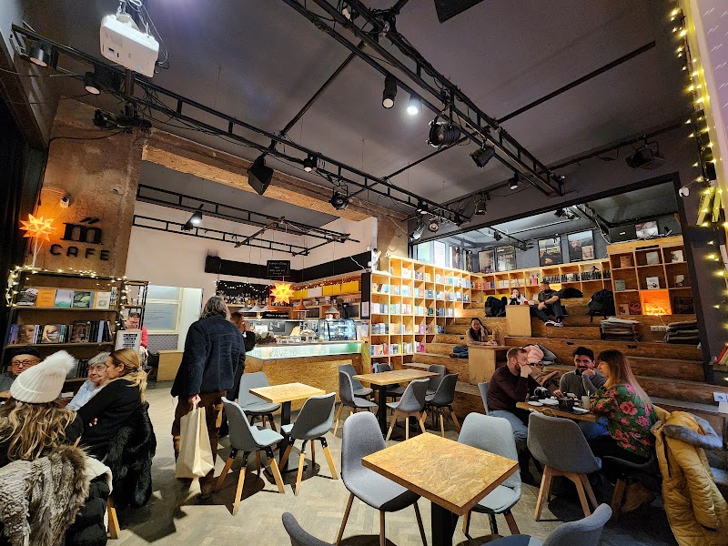 Magvető Café